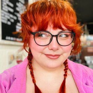 Meet your Posher, Tana